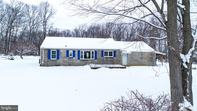 2428 E KINGS HWY, Coatesville, PA 19320