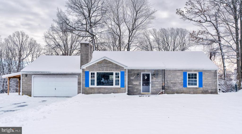 2428 E KINGS HWY, Coatesville, PA 19320