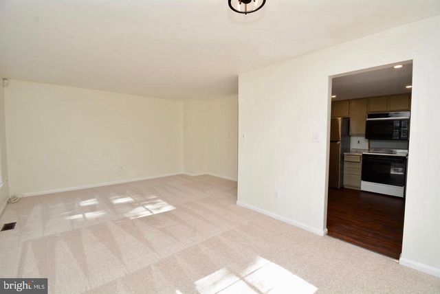 7378 JIRI WOODS CT, Springfield, VA 22153