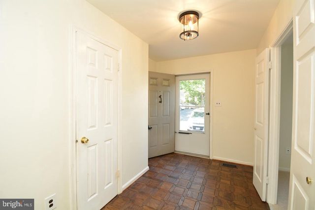 7378 JIRI WOODS CT, Springfield, VA 22153
