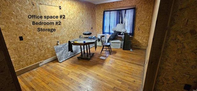 604 W 11th Street, Quanah, TX 79252