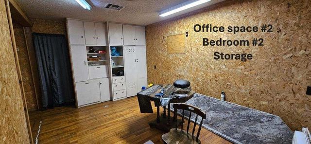 604 W 11th Street, Quanah, TX 79252