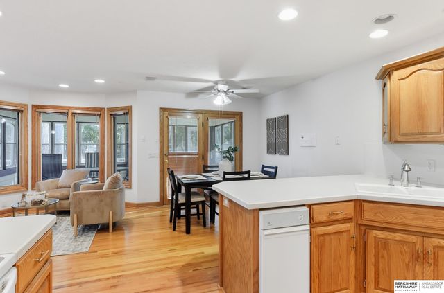 113 Shoreline Drive, Carter Lake, IA 51510