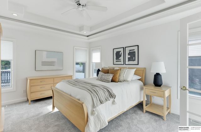 113 Shoreline Drive, Carter Lake, IA 51510