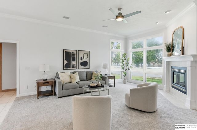 113 Shoreline Drive, Carter Lake, IA 51510