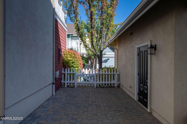 1304 Waterloo Drive, Reno, NV 89509