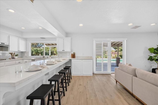 1634 W Morris Avenue, Fresno, CA 93711
