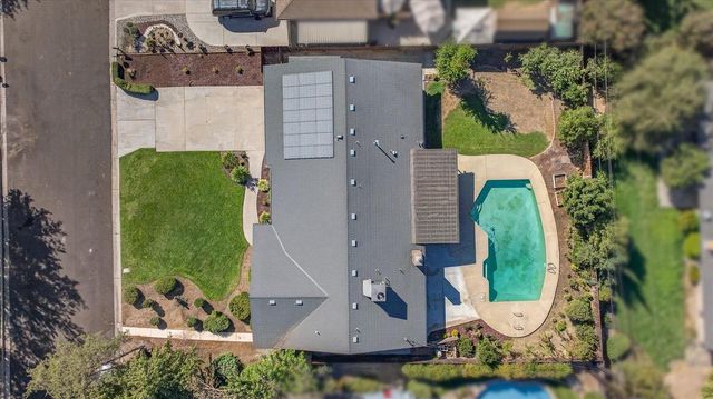 1634 W Morris Avenue, Fresno, CA 93711