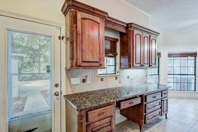 21015 Imperial Oak Drive, Magnolia, TX 77355