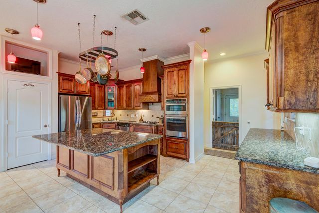 21015 Imperial Oak Drive, Magnolia, TX 77355