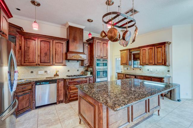 21015 Imperial Oak Drive, Magnolia, TX 77355
