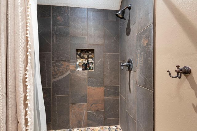 21015 Imperial Oak Drive, Magnolia, TX 77355