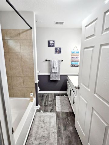 6114 Torreon Street, Houston, TX 77026