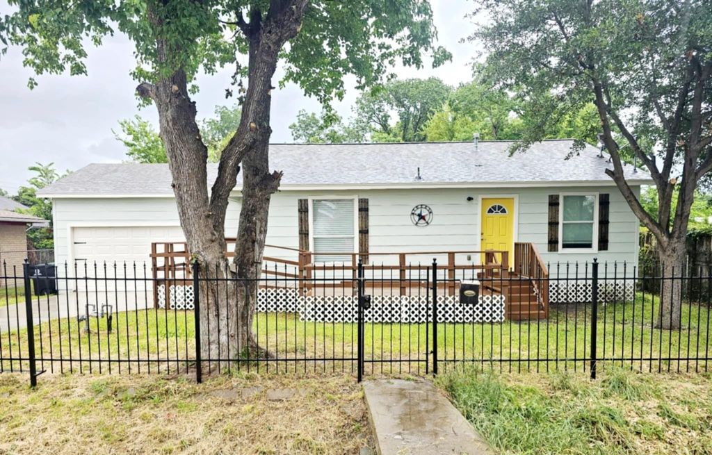 6114 Torreon Street, Houston, TX 77026