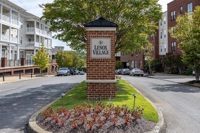 2854 Adara Ln, Nashville, TN 37211