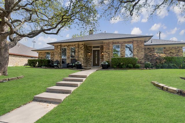 10216 Shadow Way, Dallas, TX 75243