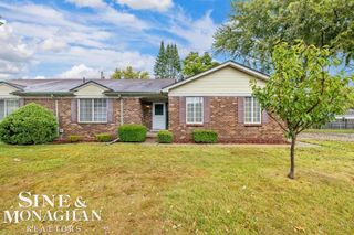 22727 Shoreview Court, Saint Clair Shores, MI 48082