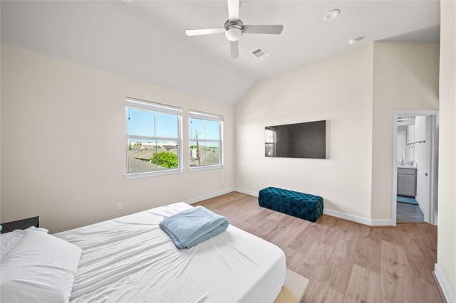 5232 Schuler Street, Houston, TX 77007