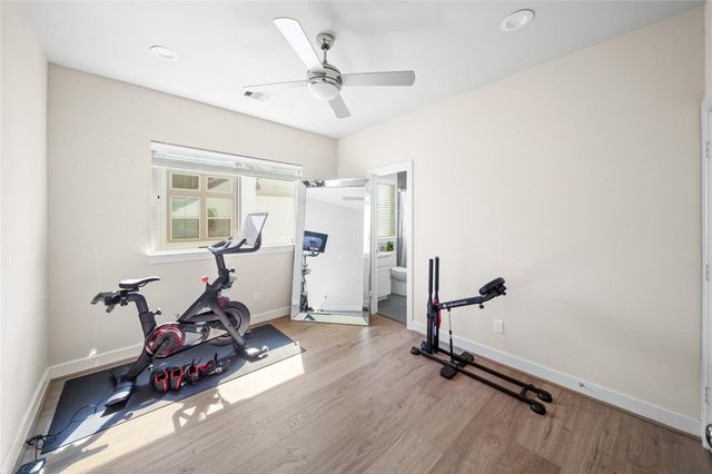 5232 Schuler Street, Houston, TX 77007