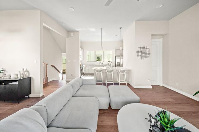 5232 Schuler Street, Houston, TX 77007