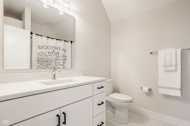 8095 Melbourne Place, Zionsville, IN 46077