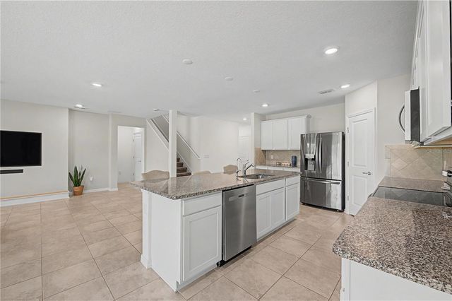 3891 CAPRI COAST DRIVE, Plant City, FL 33565