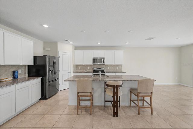 3891 CAPRI COAST DRIVE, Plant City, FL 33565