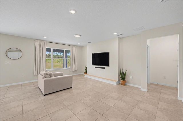 3891 CAPRI COAST DRIVE, Plant City, FL 33565