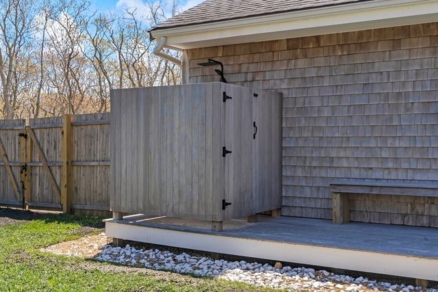 105 Whalers Walk, Edgartown, MA 02539