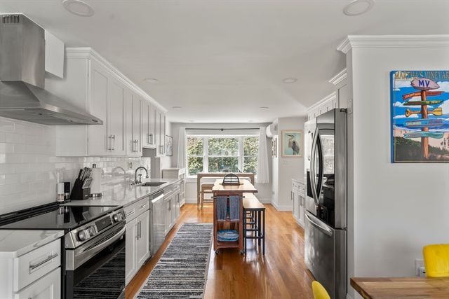 105 Whalers Walk, Edgartown, MA 02539
