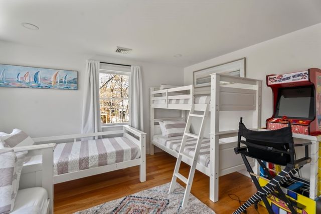 105 Whalers Walk, Edgartown, MA 02539