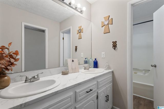 33 CEDAR SPRINGS DRIVE, Jacksonville, AL 36265