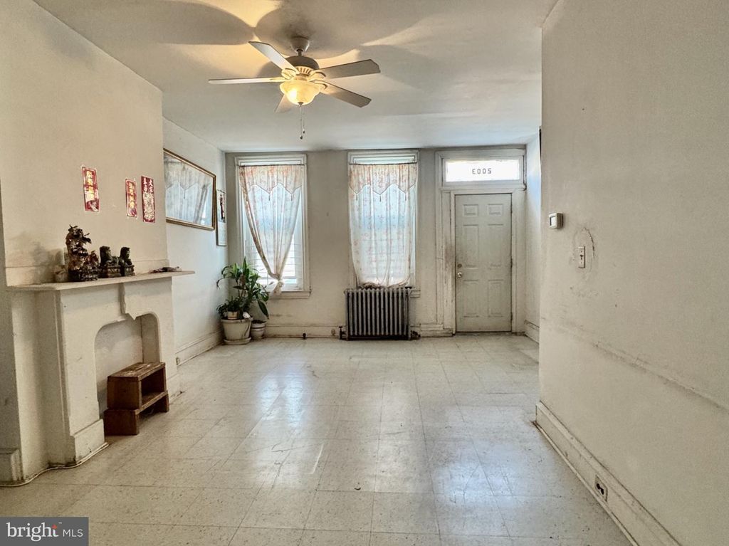 2003 E ORLEANS ST, PHILADELPHIA, PA 19134 — photo 2