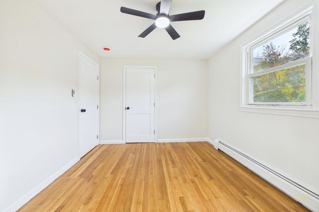 92 Benoit St, Westport, MA 02790