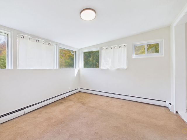 92 Benoit St, Westport, MA 02790