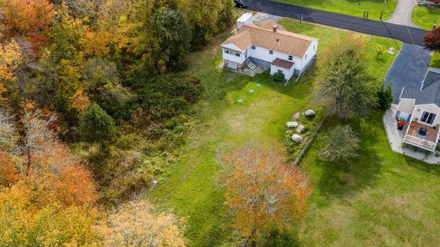 92 Benoit St, Westport, MA 02790