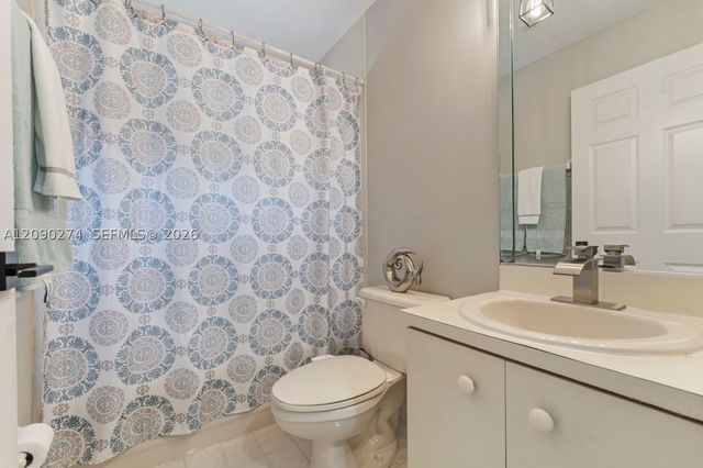 16256 SW 81st St, Miami, FL 33193
