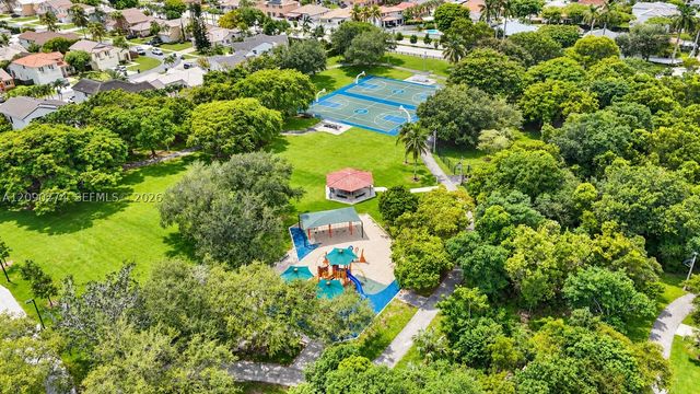16256 SW 81st St, Miami, FL 33193