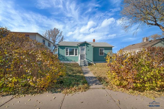 811 BLAINE AVE, Rapid City, SD 57701