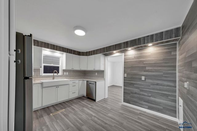 811 BLAINE AVE, Rapid City, SD 57701