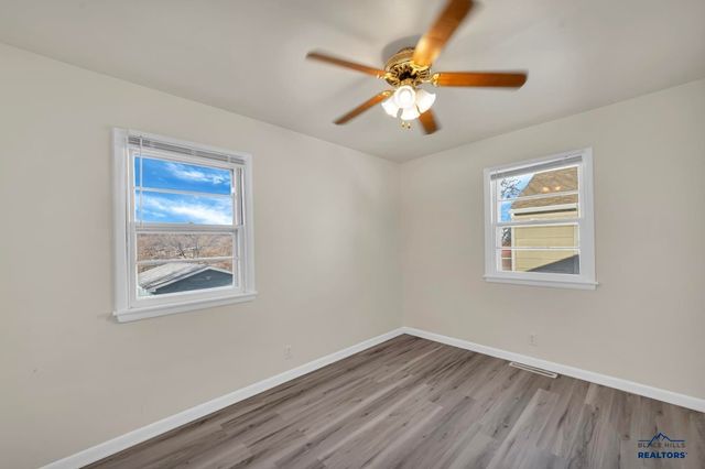 811 BLAINE AVE, Rapid City, SD 57701