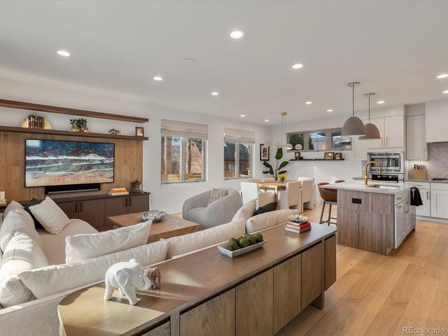 561 E Iliff Avenue, Denver, CO 80210