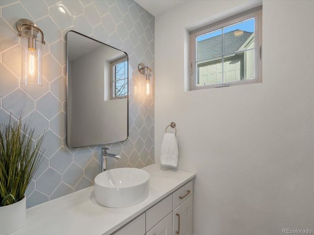 561 E Iliff Avenue, Denver, CO 80210