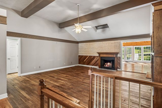 1035 Wallace Rd, Gallatin, TN 37066