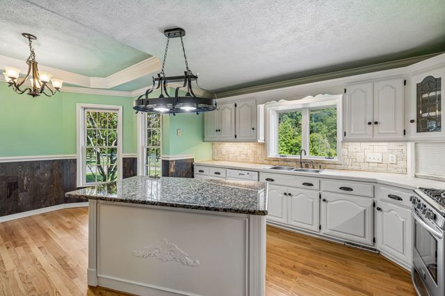1035 Wallace Rd, Gallatin, TN 37066