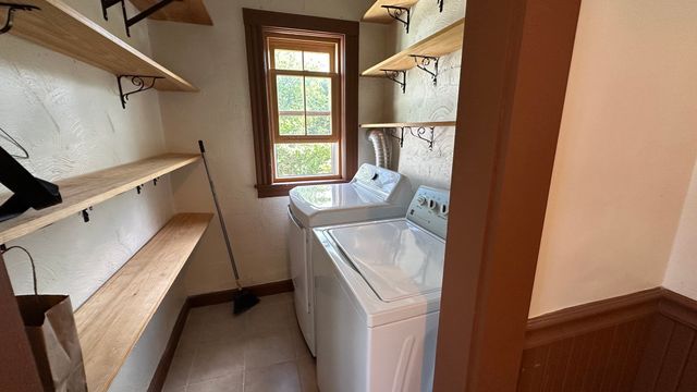 62 Cottage Rd 2, Newton, MA 02464