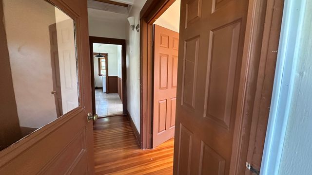 62 Cottage Rd 2, Newton, MA 02464