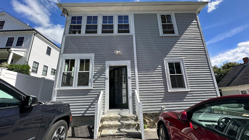 62 Cottage Rd 2, Newton, MA 02464