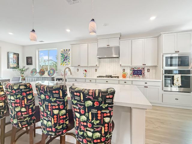 5217 Super Moon Way, Roseville, CA 95747