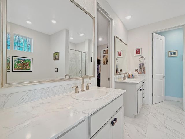 5217 Super Moon Way, Roseville, CA 95747